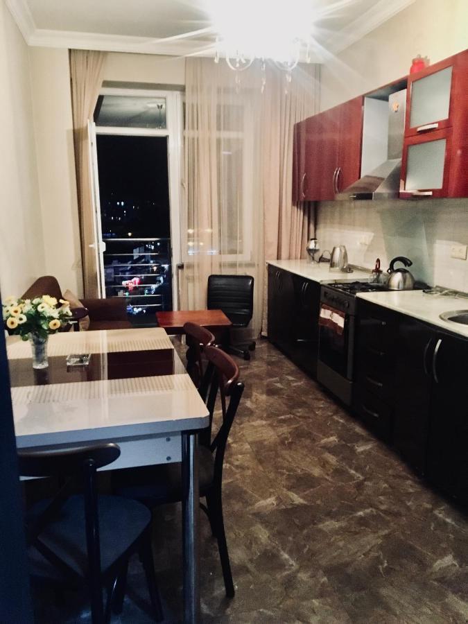 Apartment Gulia Batumi Eksteriør bilde